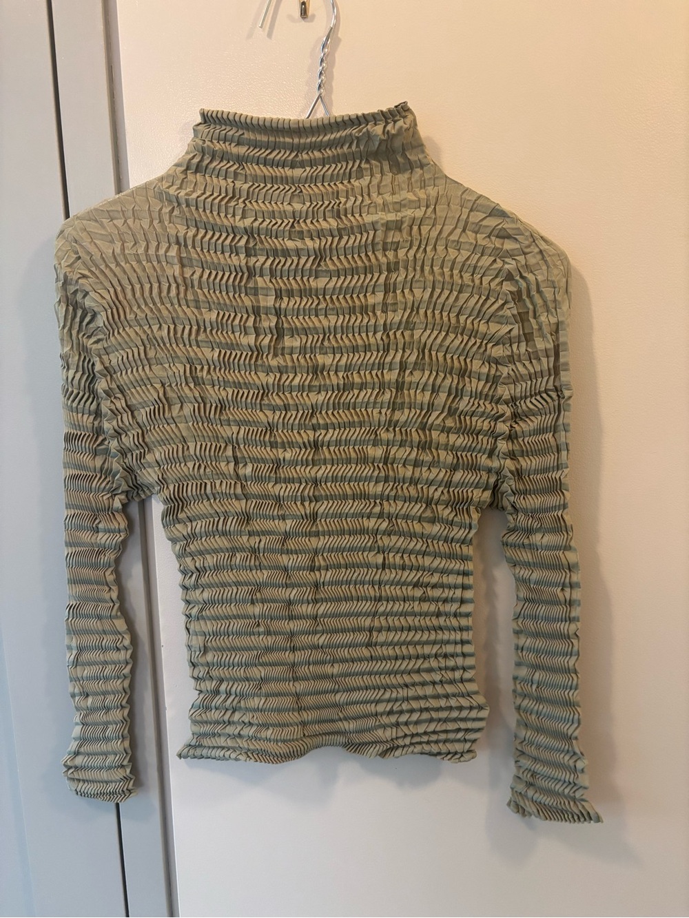 Issey Miyake Women's Olive Green Smocked Long-Sleeve Top